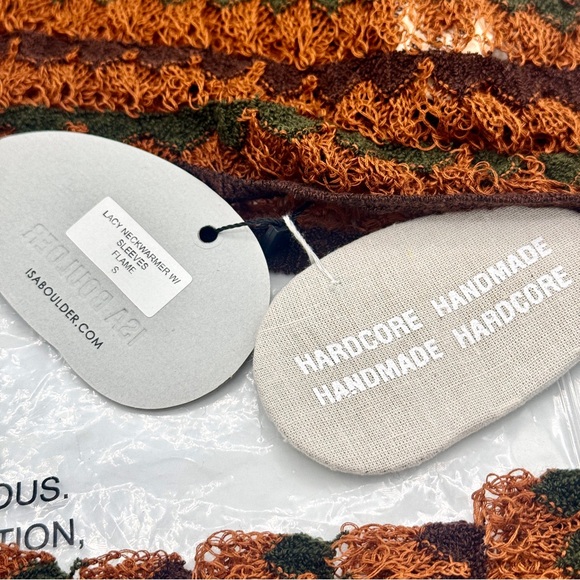 NWT Isa Boulder Knit Lacy Neck-warmer and Sleeves Gloves Handmade - Picture 13 of 15